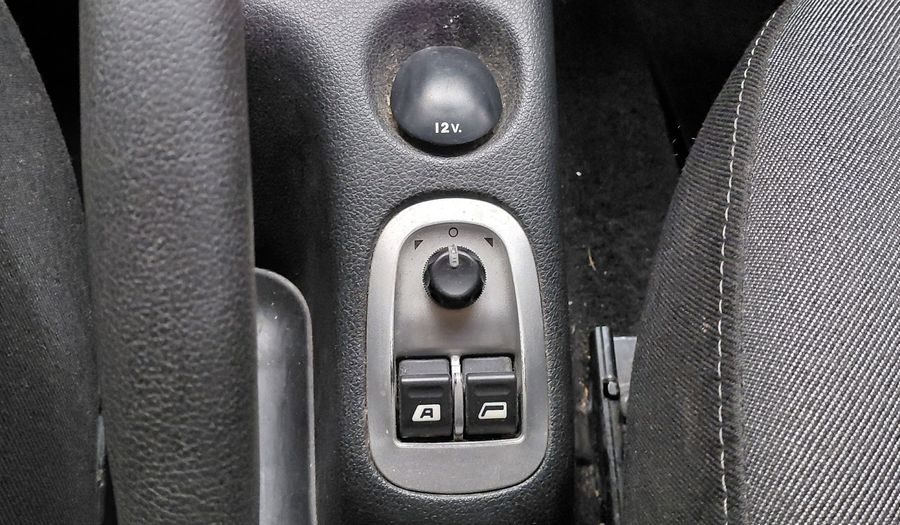 Peugeot 207 1.6 XT TIPTRONIC COMPACT Hatchback 2011