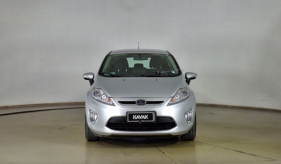 Ford Fiesta 1.6 TITANIUM Hatchback 2013