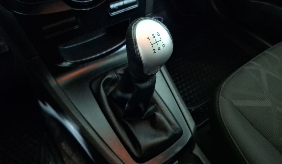 Ford Fiesta 1.6 TITANIUM Hatchback 2013