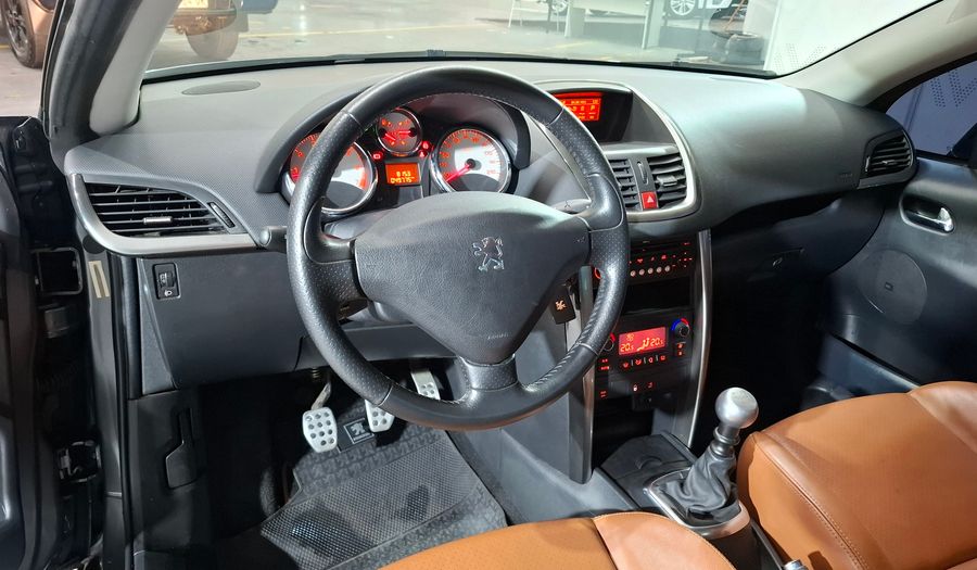 Peugeot 207 1.6 16V CC Convertible 2010