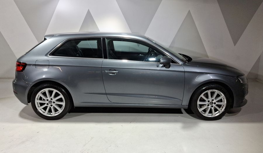 Audi A3 2.0 SELECT S TRONIC Hatchback 2017