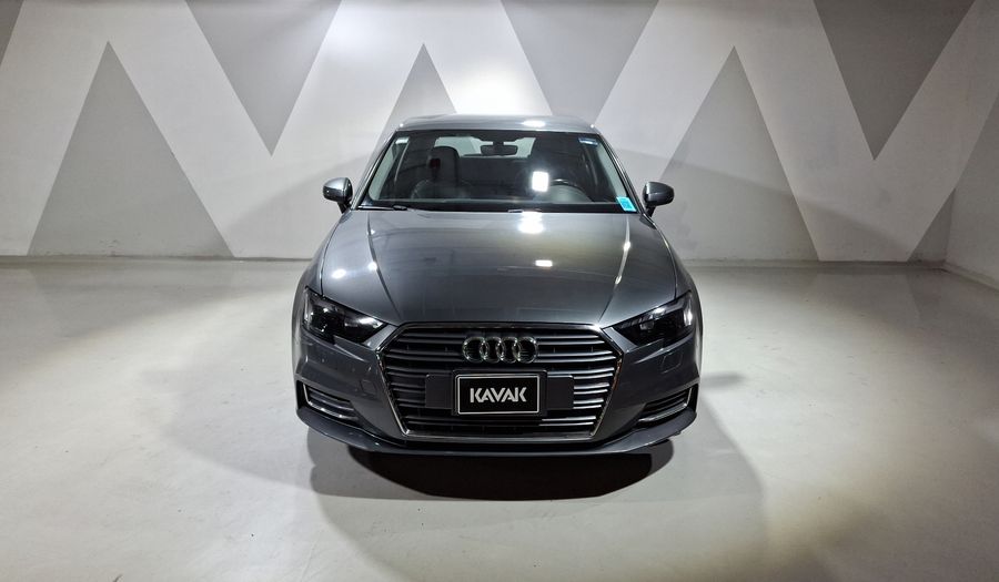 Audi A3 2.0 SELECT S TRONIC Hatchback 2017