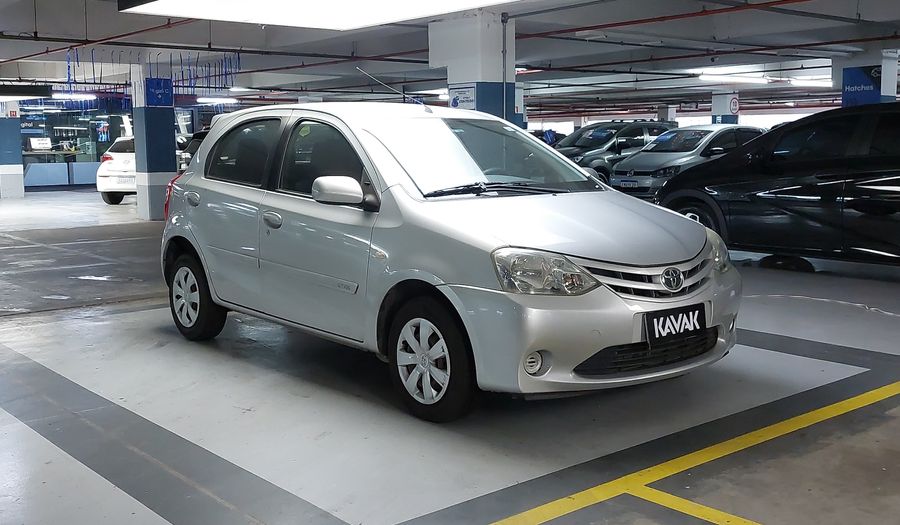 Toyota Etios 1.3 T-FLEX XS Hatchback 2013