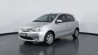 Toyota • Etios