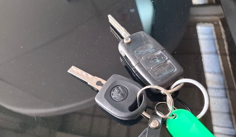 Volkswagen Gol Trend 1.6 PACK III Hatchback 2012