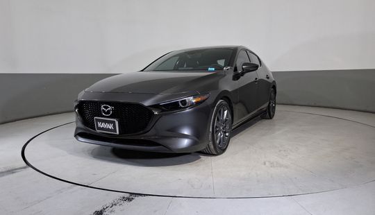Mazda • Mazda 3