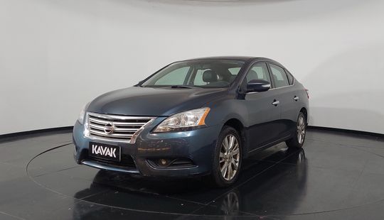 Nissan • Sentra