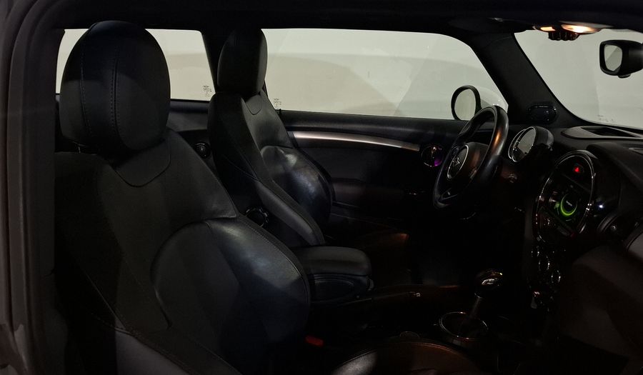 Mini Cooper S 2.0 COOPER HOT CHILI AT Hatchback 2017