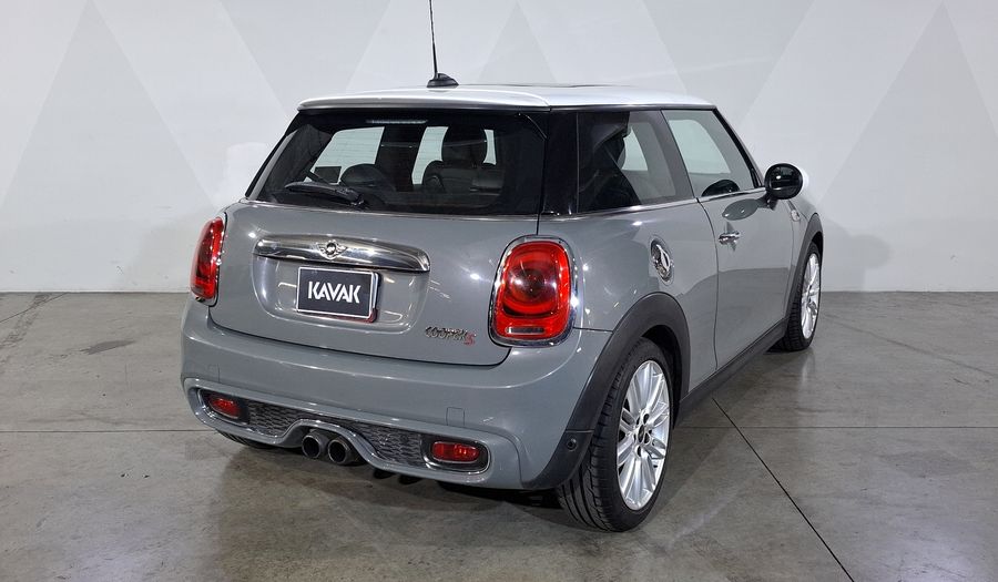 Mini Cooper S 2.0 COOPER HOT CHILI AT Hatchback 2017