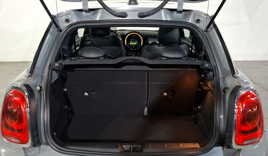 Mini Cooper S 2.0 COOPER HOT CHILI AT Hatchback 2017
