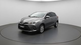 Toyota • Yaris