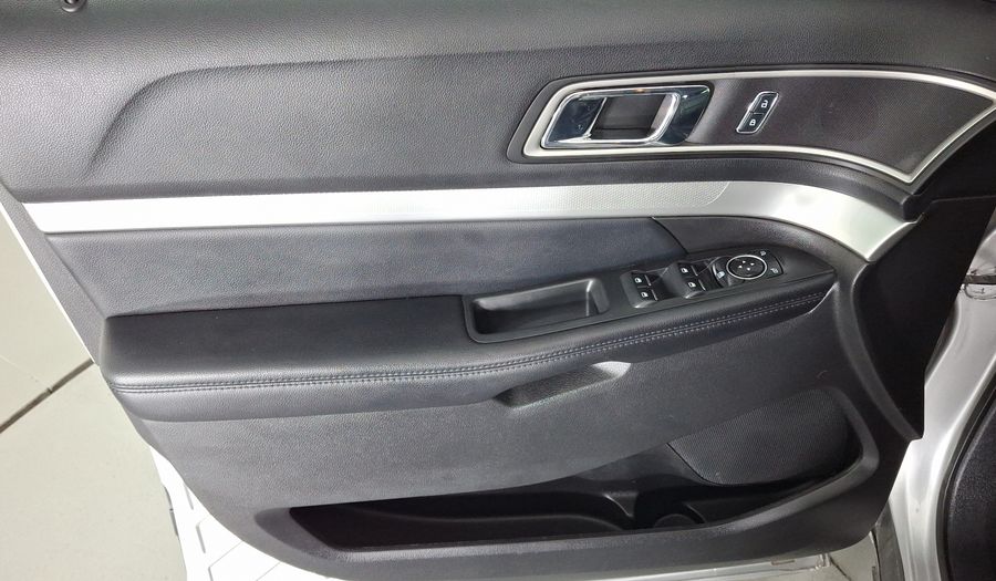 Ford Explorer 3.5 XLT V6 PIEL 4X2 AT Suv 2017