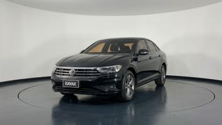Volkswagen • Jetta