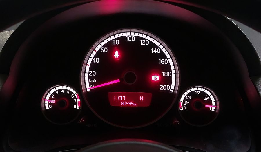 Volkswagen Up 1.0 12V E-FLEX MOVE UP! I-MOTION Hatchback 2016