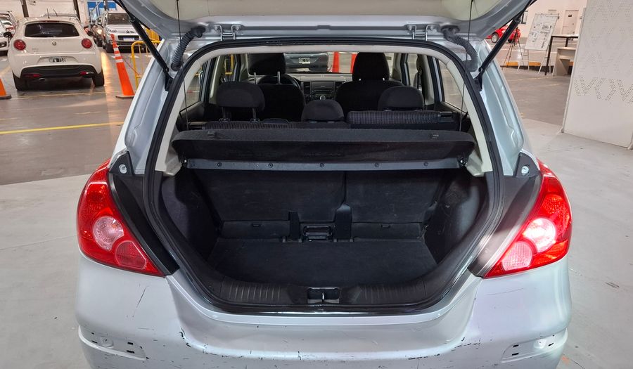 Nissan Tiida 1.8 ACENTA Hatchback 2014