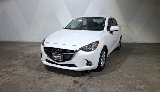 Mazda • Mazda 2