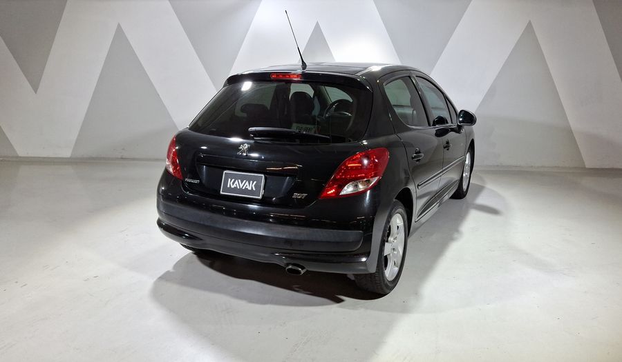 Peugeot 207 1.6 FÉLINE 5P MT Hatchback 2013