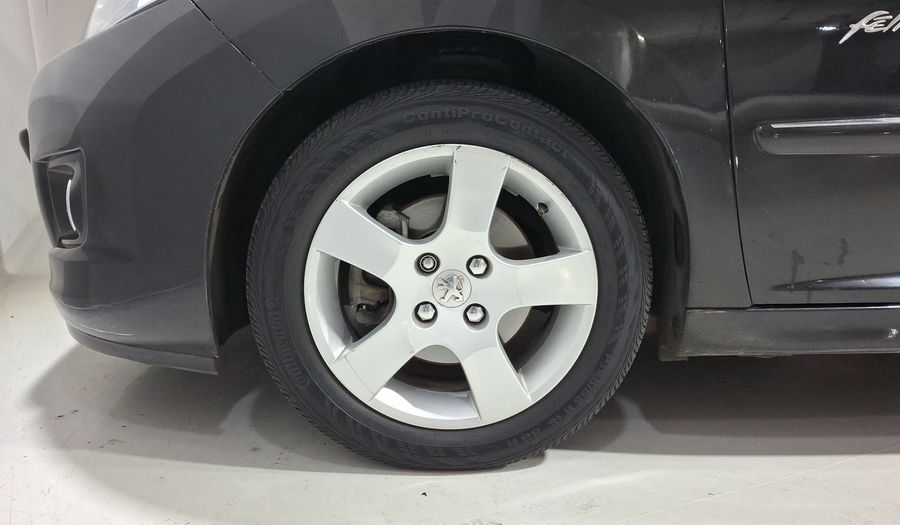 Peugeot 207 1.6 FÉLINE 5P MT Hatchback 2013