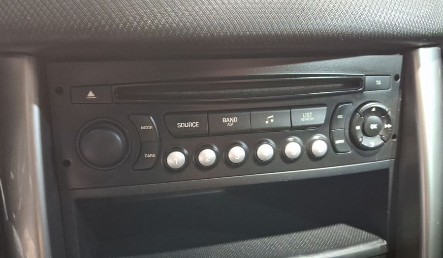 Peugeot 207 1.6 FÉLINE 5P MT Hatchback 2013