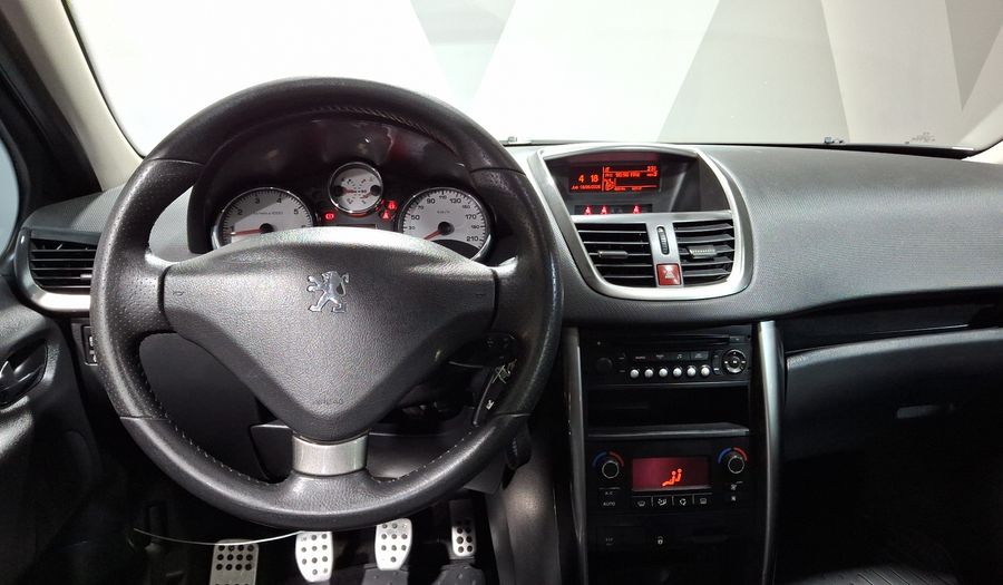 Peugeot 207 1.6 FÉLINE 5P MT Hatchback 2013