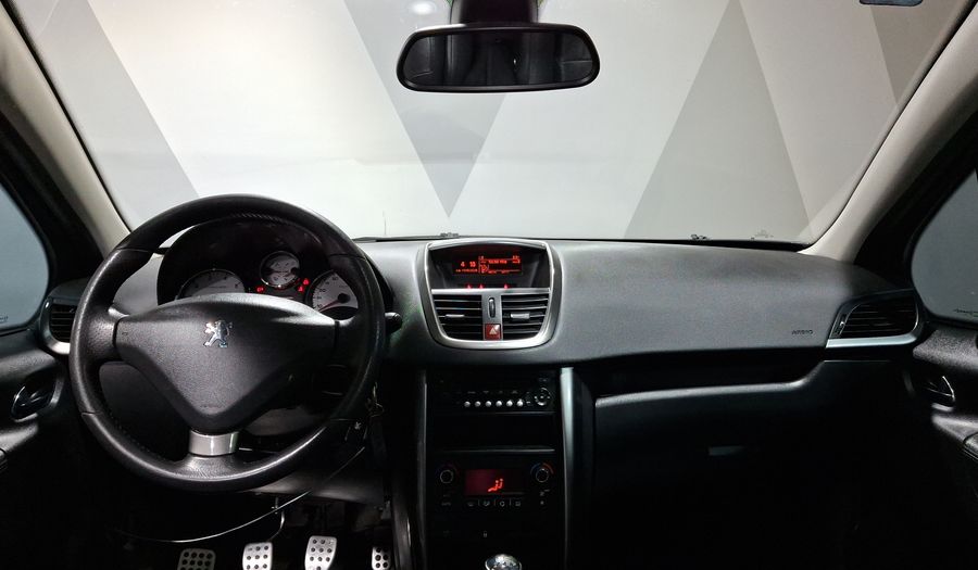 Peugeot 207 1.6 FÉLINE 5P MT Hatchback 2013