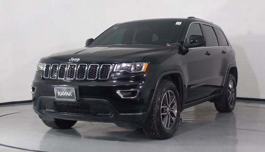 Jeep • Grand Cherokee