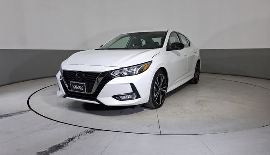 Nissan • Sentra
