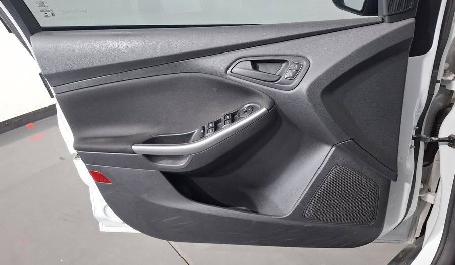 Ford Focus Iii 1.6 S Sedan 2016
