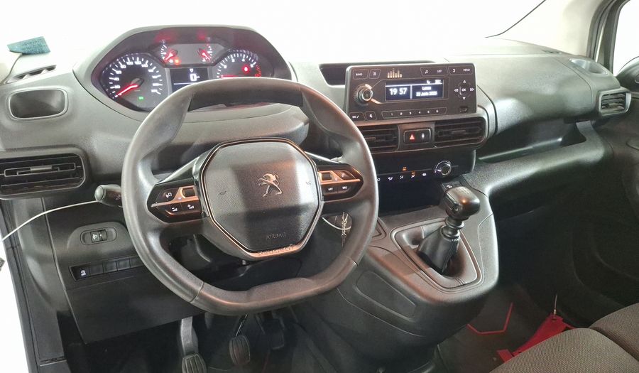 Peugeot Partner 1.2 PURETECH MAXI PACK Van 2022