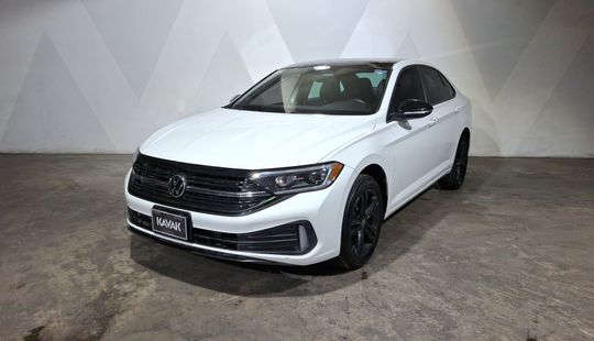 Volkswagen • Jetta