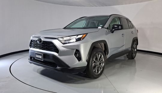 Toyota • RAV4