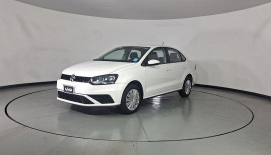 Volkswagen • Vento