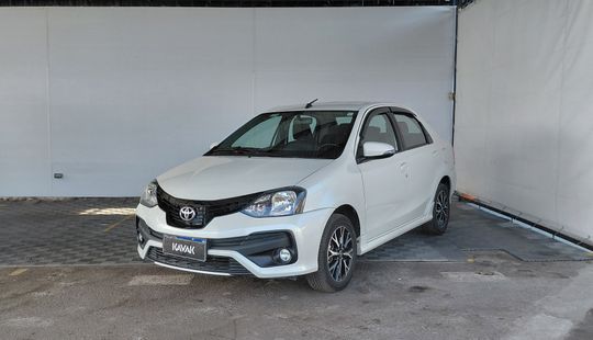 Toyota • Etios