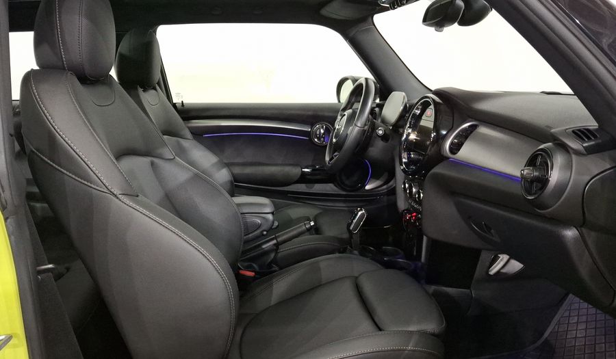 Mini Cooper S 2.0 COOPER CLASSIC Hatchback 2024