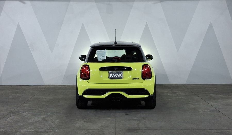 Mini Cooper S 2.0 COOPER CLASSIC Hatchback 2024