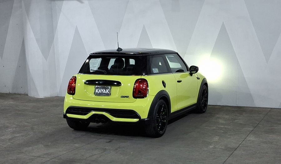 Mini Cooper S 2.0 COOPER CLASSIC Hatchback 2024