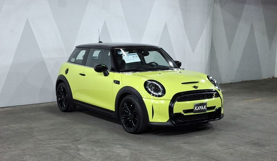 Mini Cooper S 2.0 COOPER CLASSIC Hatchback 2024