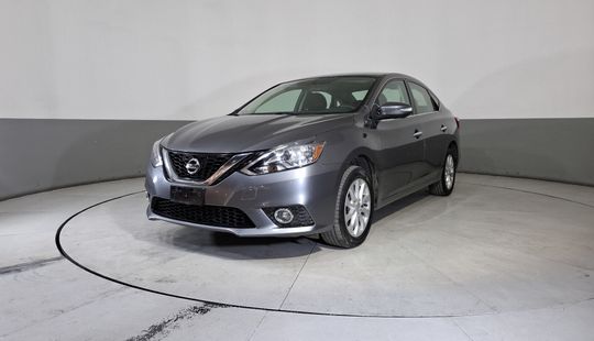 Nissan • Sentra