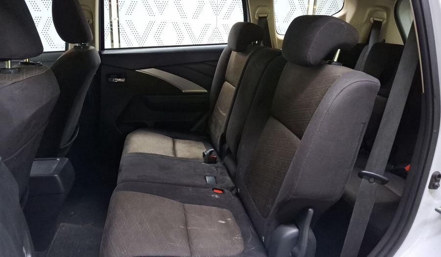 Mitsubishi Xpander 1.5 LIMITED AUTO Minivan 2023