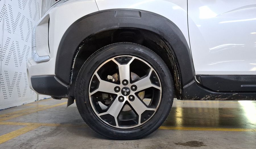 Mitsubishi Xpander 1.5 LIMITED AUTO Minivan 2023