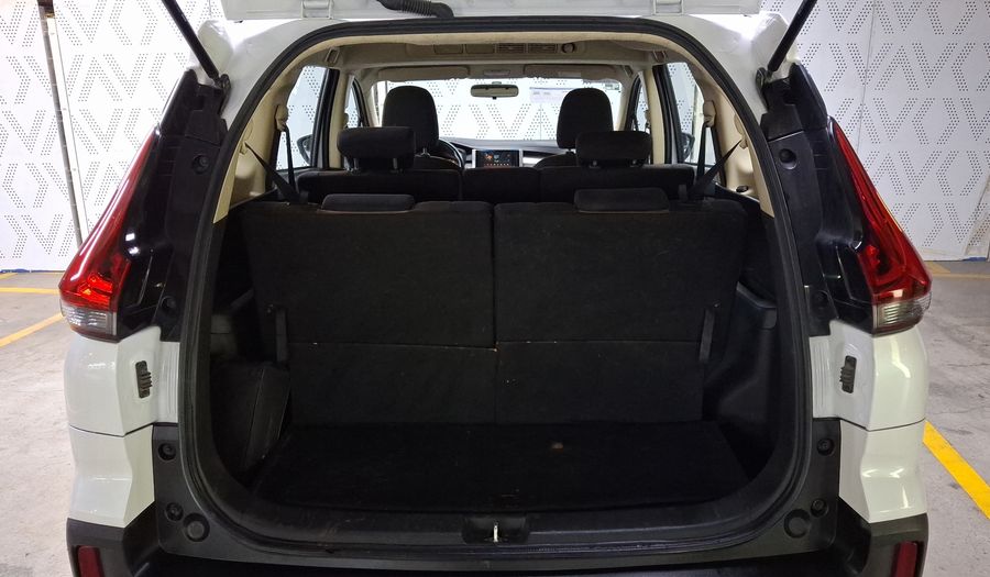 Mitsubishi Xpander 1.5 LIMITED AUTO Minivan 2023