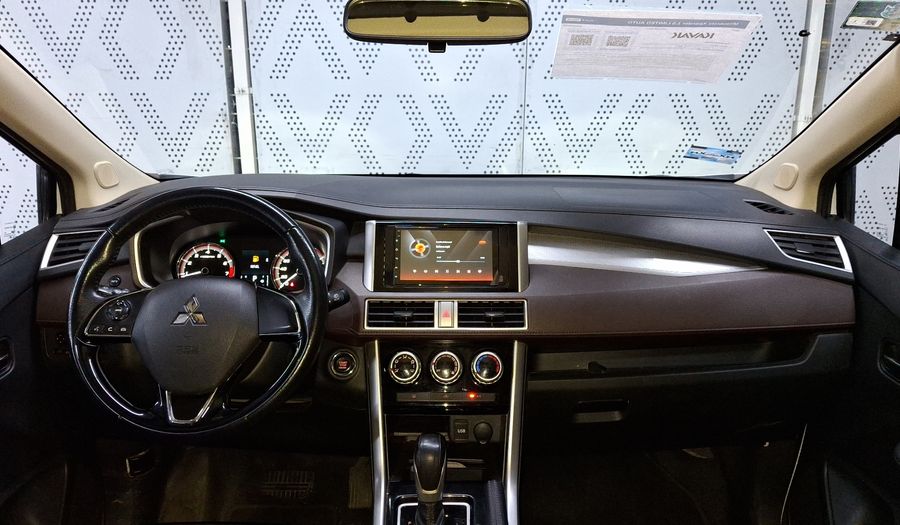 Mitsubishi Xpander 1.5 LIMITED AUTO Minivan 2023