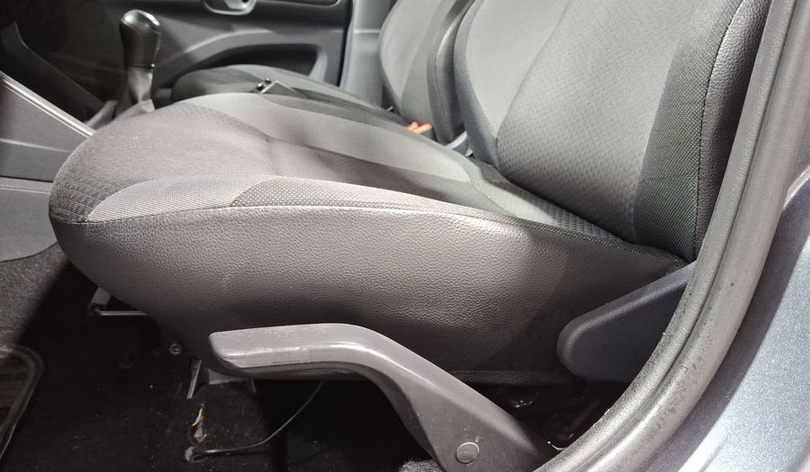 Volkswagen Gol 1.6 5 PTAS. TRENDLINE Hatchback 2020