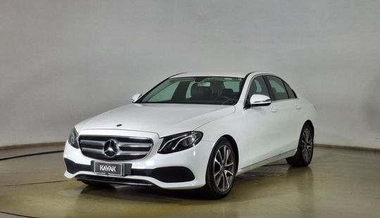 Mercedes Benz • Clase E