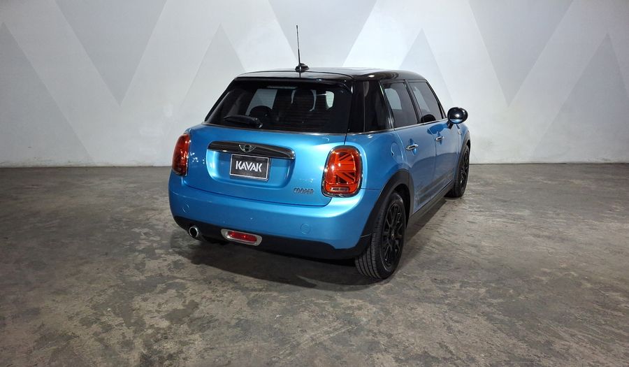 Mini Cooper 1.5 COOPER CHILI Hatchback 2016