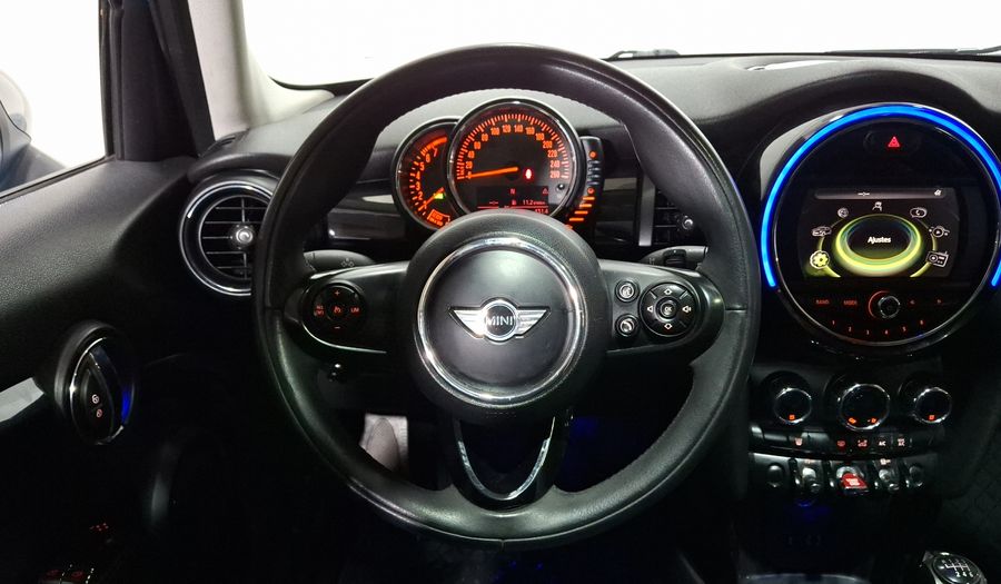 Mini Cooper 1.5 COOPER CHILI Hatchback 2016