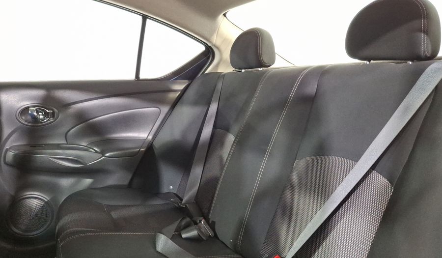 Nissan Versa 1.6 SENSE TA AC Sedan 2016