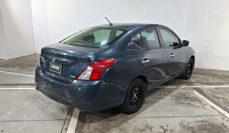 Nissan Versa 1.6 SENSE TA AC Sedan 2016