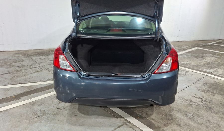 Nissan Versa 1.6 SENSE TA AC Sedan 2016