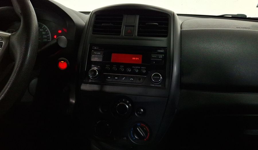 Nissan Versa 1.6 SENSE TA AC Sedan 2016